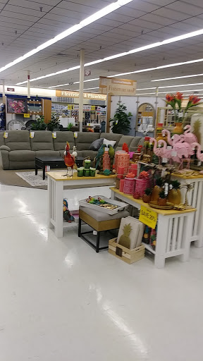 Grocery Store «Fred Meyer», reviews and photos, 650 Q St, Springfield, OR 97477, USA