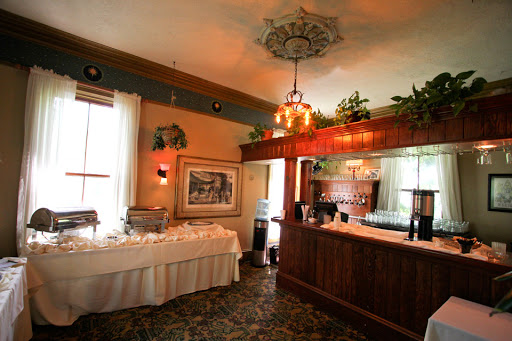 Brewpub «McMenamins Cornelius Pass Roadhouse», reviews and photos, 4045 NW Cornelius Pass Rd, Hillsboro, OR 97124, USA