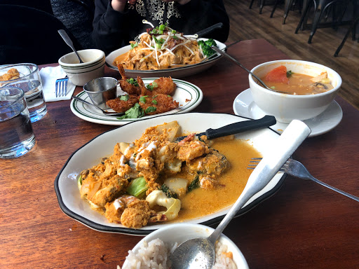 Thai restaurants in Portland