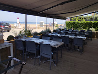 Atmosphère du Restaurant La Terrasse des Ammonites à Benerville-sur-Mer - n°7