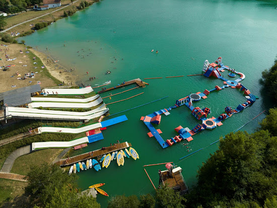 Plage du Lac des Arroques