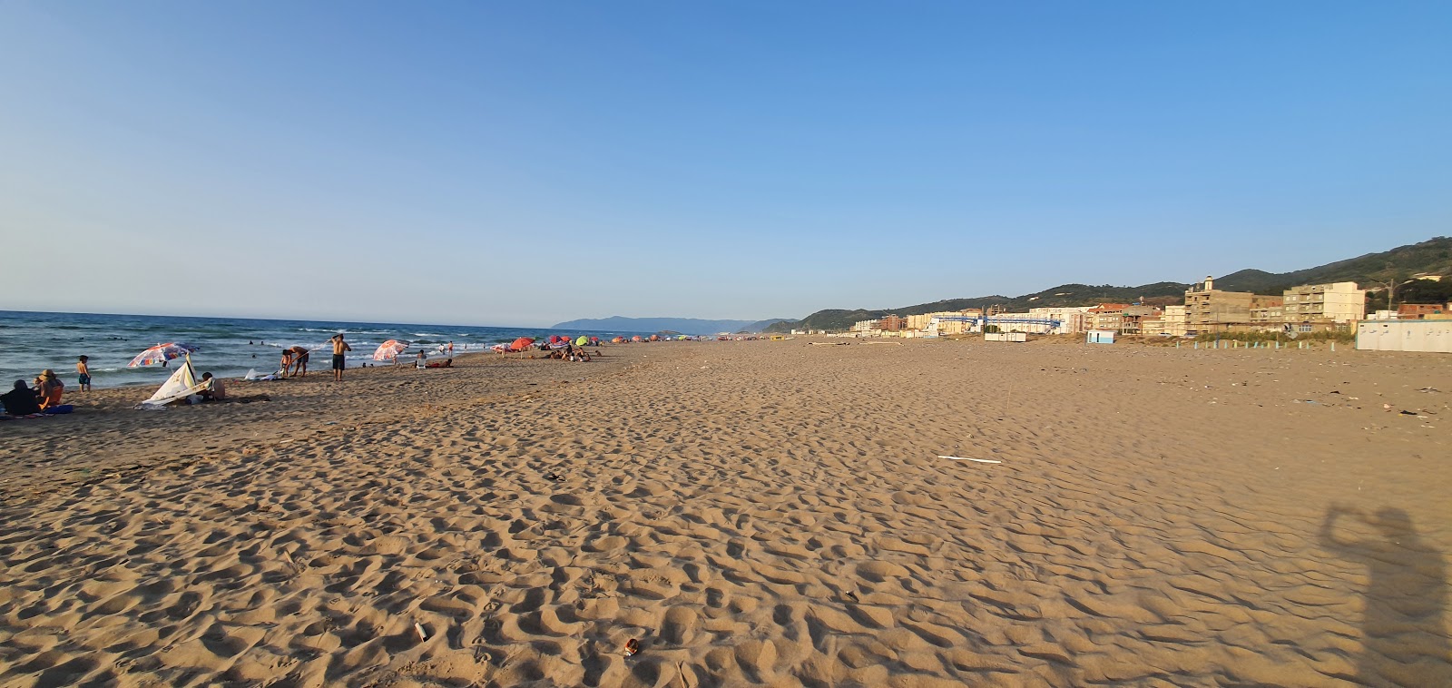 Foto af Plage Sidi Abdelaziz med lang lige kyst