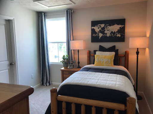 Real Estate Agents «Re/Max Elite: Lynn Murphy-Dickerscheid», reviews and photos