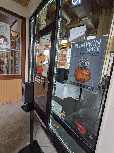 Donut Shop «Mighty-O Donuts Capitol Hill», reviews and photos, 1400 12th Ave, Seattle, WA 98122, USA