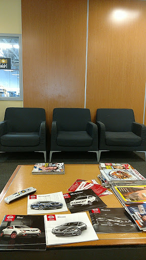 Nissan Dealer «Larry H. Miller Nissan Southwest», reviews and photos, 5067 S Wadsworth Blvd, Littleton, CO 80123, USA