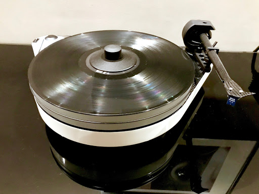 Home Audio Store «HiFi Buys», reviews and photos, 3157 Peachtree Rd NE, Atlanta, GA 30305, USA