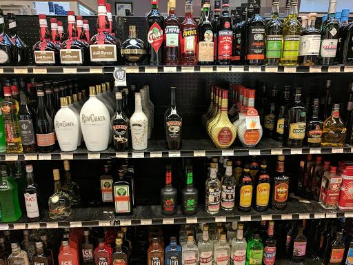Liquor Store «99 Bottles», reviews and photos, 924 Main Ave, Moorhead, MN 56560, USA