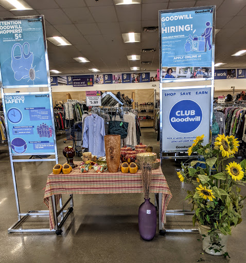 Thrift Store «Goodwill Industries of the Chesapeake, Inc.», reviews and photos