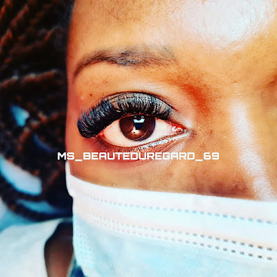 Les extensions de cils by Manon à Saint-Priest