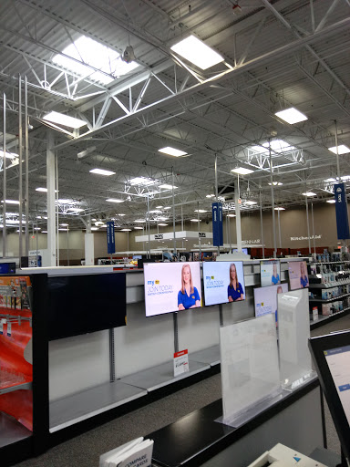 Electronics Store «Best Buy», reviews and photos, 20914 N Frederick Rd, Germantown, MD 20876, USA