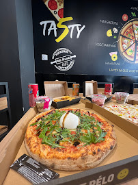 Plats et boissons du Pizzeria Ta5ty Pizza à Valence - n°10