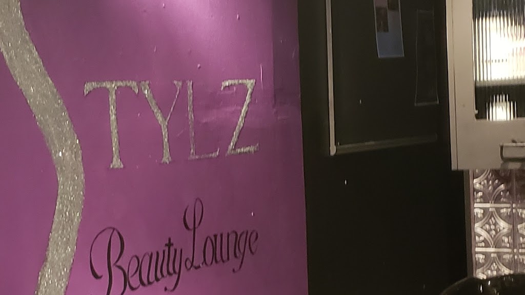 Stylz Beauty Lounge 32304