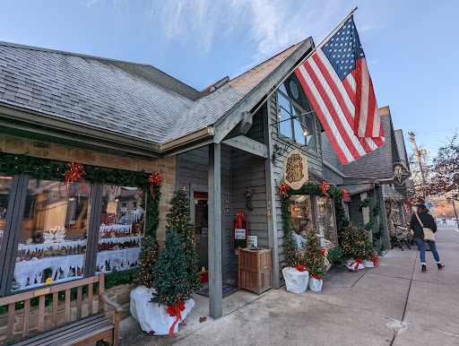 Touch of Silver Gold & Old, 87 E Main St, Nashville, IN 47448, USA, 