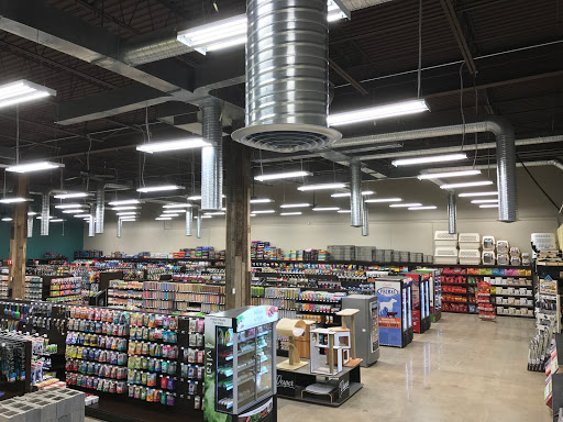 Pet Supply Store «Premier Pet Supply», reviews and photos, 15399 Merriman Rd, Livonia, MI 48154, USA