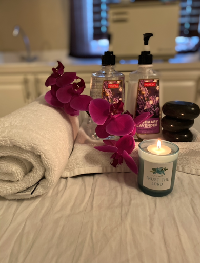 Thai Massage Therapist «The Royal Thai Spa», reviews and photos, 14501 Big Basin Way, Saratoga, CA 95070, USA