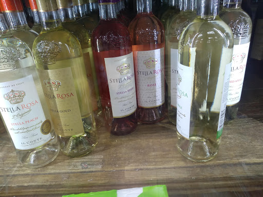 Liquor Store «USA Beverage Company The Liquor Store», reviews and photos, 7200 Madison St, Forest Park, IL 60130, USA