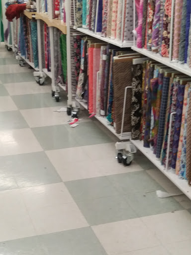 Fabric Store «Jo-Ann Fabrics and Crafts», reviews and photos, 8062 N Blackstone Ave, Fresno, CA 93720, USA