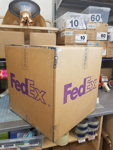 Print Shop «FedEx Office Print & Ship Center», reviews and photos, 6317 Bee Cave Rd #240, Austin, TX 78746, USA