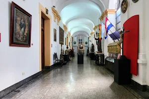 Museo Franciscano Monseñor Fray José María Bottaro image