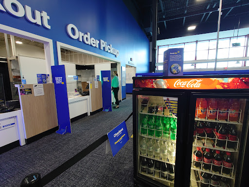 Electronics Store «Best Buy», reviews and photos, 4601 E Colonial Dr, Orlando, FL 32803, USA