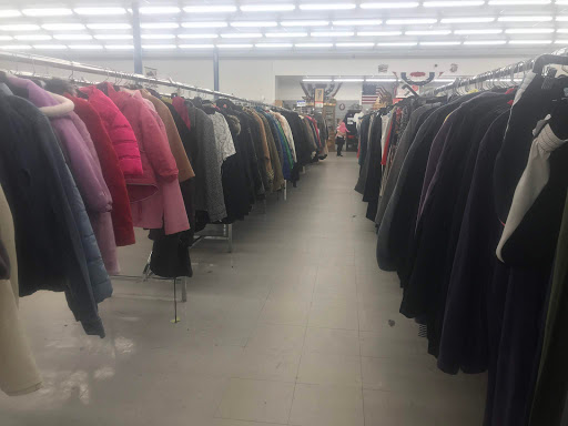 Thrift Store «Salvation Army Thrift Store», reviews and photos, 205 Tuscarora Rd, Chittenango, NY 13037, USA