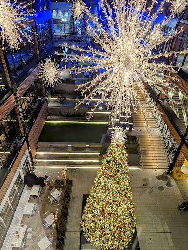 Shopping Mall «Ballston Common Mall», reviews and photos, 4238 Wilson Blvd, Arlington, VA 22203, USA