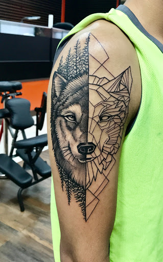 Tattoo Shop «Houston Tattoo Studio», reviews and photos, 12970 Westheimer Rd #140, Houston, TX 77077, USA