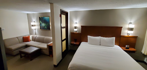 Hotel «Hyatt Place Kansas City/Overland Park/Convention Center», reviews and photos