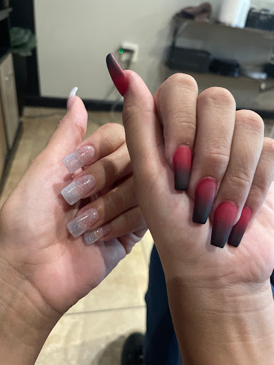Nail Salon «Glamour Nails Spa», reviews and photos, 29455 N Cave Creek Rd, Cave Creek, AZ 85331, USA