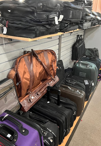 Thrift Store «Thrift 2 Gift», reviews and photos, 900 E Chatham St, Cary, NC 27511, USA