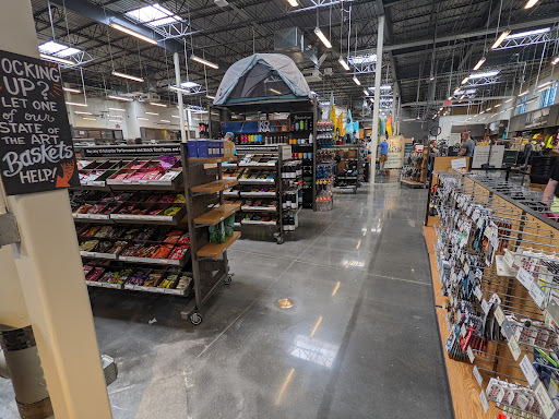 Camping Store «REI», reviews and photos, 6281 W 135th St, Overland Park, KS 66223, USA