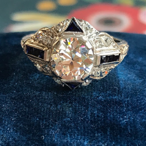 Jewelry Store «Joint Venture Estate Jewelers», reviews and photos, 185 King St, Charleston, SC 29401, USA