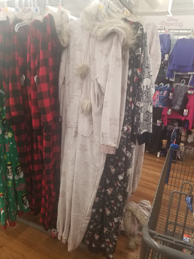 Department Store «Walmart Supercenter», reviews and photos, 419 Hwy 52 Bypass W, Lafayette, TN 37083, USA