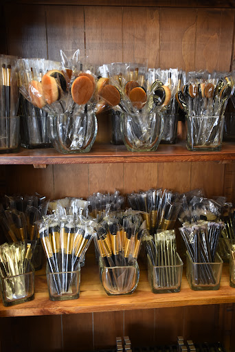 Make-up Artist «Vanity & Glamour Cosmetics / VGCosmetic Makeup Artists», reviews and photos, 547 28th St, Des Moines, IA 50312, USA