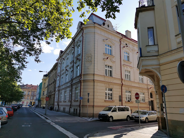 Chmelova 466, 500 03 Hradec Králové 3