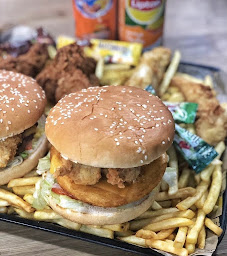Photo n°2 de Chicken Street Montreuil & Fried Chicken à Montreuil ()