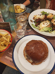 Photo n°13 de Corner Bistro Rotonde à Aix-en-Provence ()