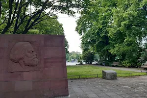 Karl-Marx-Erinnerungsstätte in Berlin-Stralau image