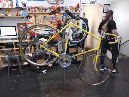 Bicycle Store «DASH Bicycle Shop», reviews and photos, 228 Broadway, Providence, RI 02903, USA