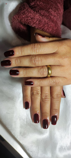 Logo da empresa - Fernanda busolin Nail design
