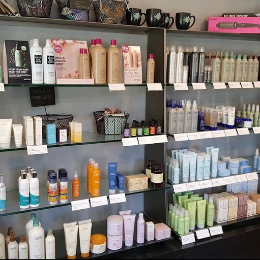 Beauty Salon «Coiffeteria Salon», reviews and photos, 610 Lovett Ave SE, Grand Rapids, MI 49506, USA