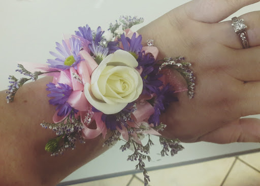 Florist «Fort Myers Flower House», reviews and photos, 3441 Fowler St, Fort Myers, FL 33901, USA