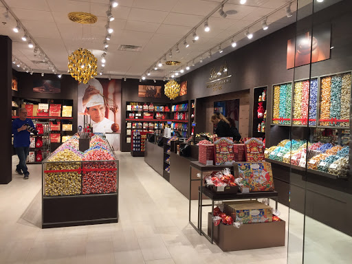 Lindt Chocolate Shop