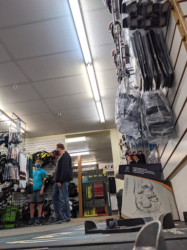 Sporting Goods Store «Stateline Sports», reviews and photos, 22 Bridge St, West Lebanon, NH 03784, USA