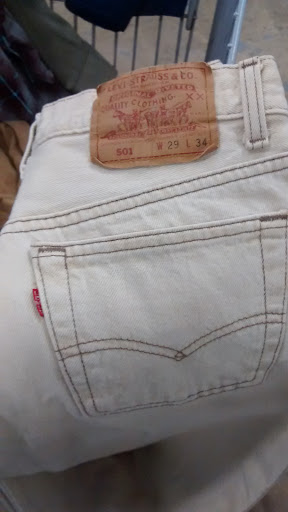 Thrift Store «Thrift Center», reviews and photos, 820 E Shields Ave, Fresno, CA 93704, USA