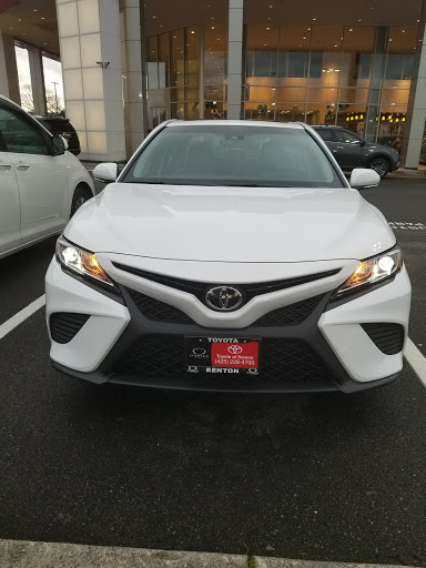 Toyota Dealer «Toyota of Renton», reviews and photos, 150 SW 7th St, Renton, WA 98057, USA