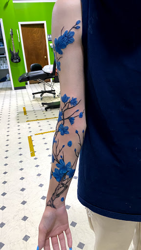 Explore moon tattoo ideas for females, creative tattoo ideas in Evansville, available at Ink Therapy 101