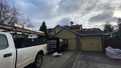 Roofing Contractor «Legit Roofing», reviews and photos, 5601 E 18th St #103, Vancouver, WA 98661, USA