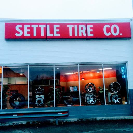Tire Shop «Settle Tire Co. Tire Pros», reviews and photos, 824 Preston Ave, Charlottesville, VA 22903, USA