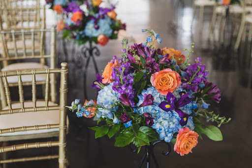 Wholesale Florist «Laurens Florals», reviews and photos, 2549 Sterling Dr NW, Lawrenceville, GA 30043, USA